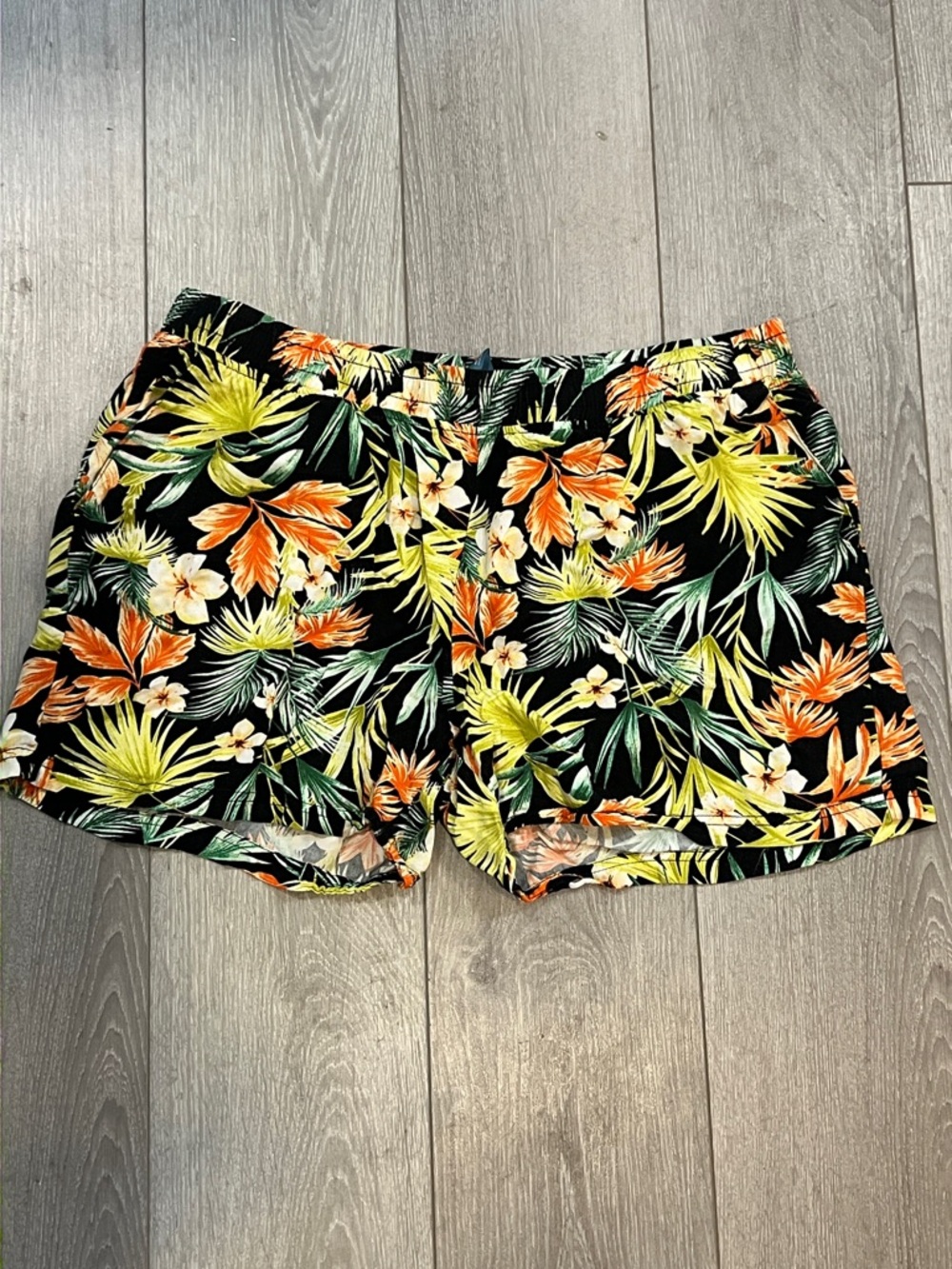 Caribbean Joe Black Tropical Floral Lounge Shorts